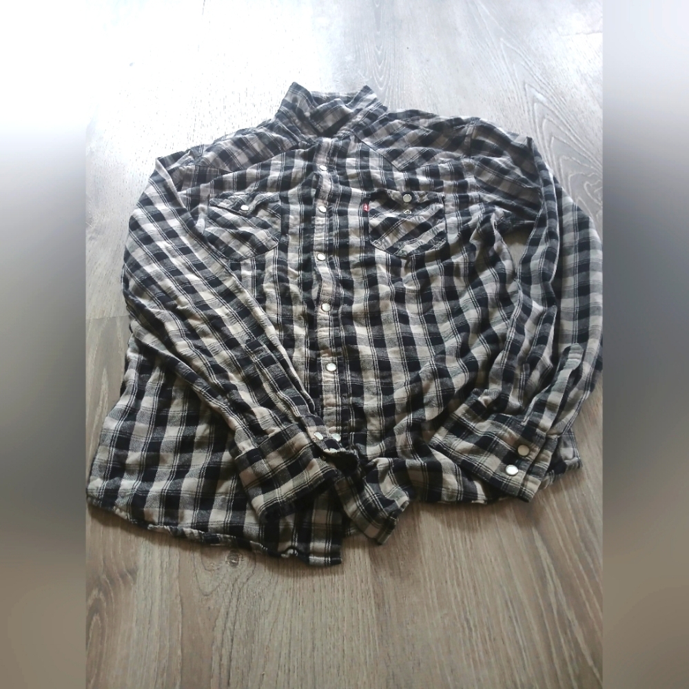 Levi's Button Down Flannel Shirt - image 1